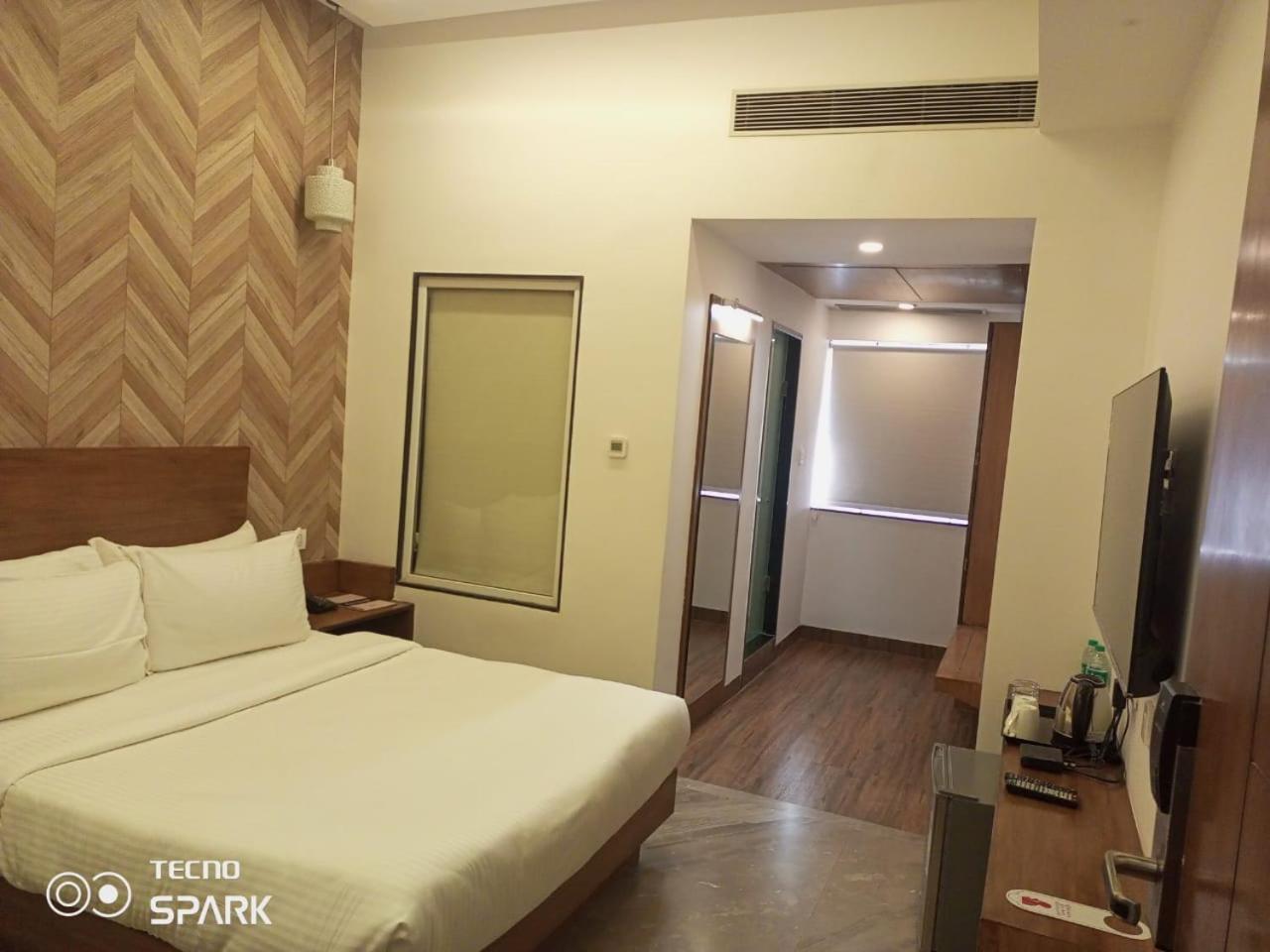 Hotel Kadamb Tree Jabalpur Luaran gambar