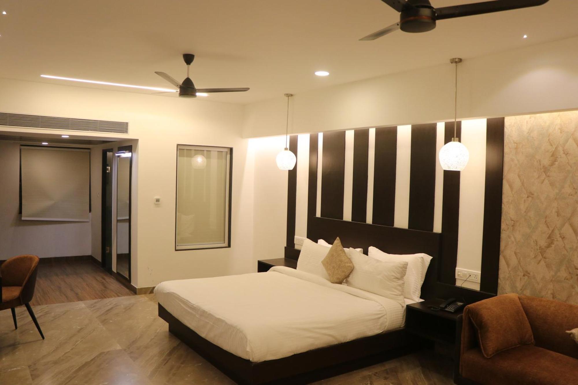 Hotel Kadamb Tree Jabalpur Luaran gambar