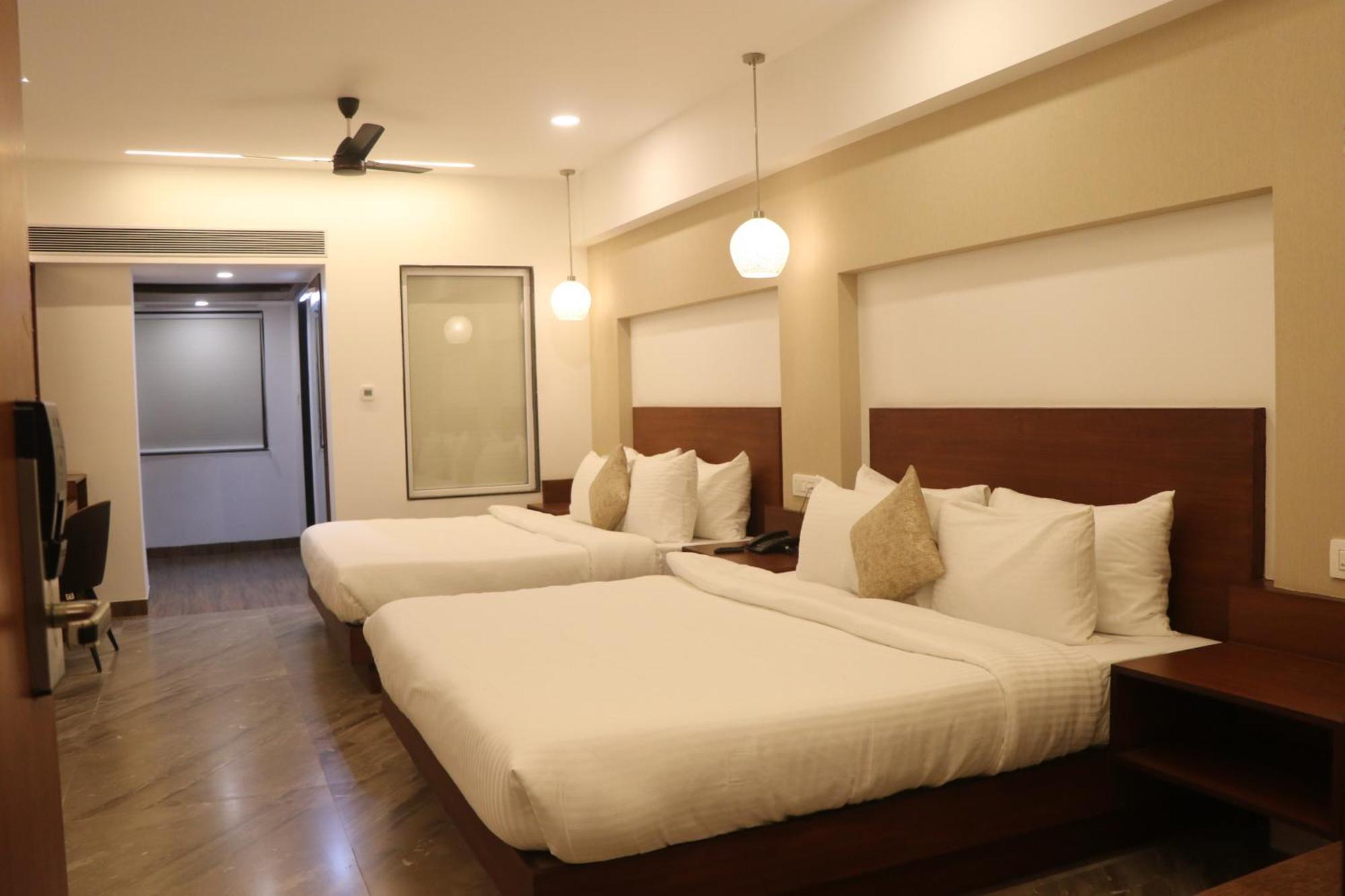 Hotel Kadamb Tree Jabalpur Luaran gambar